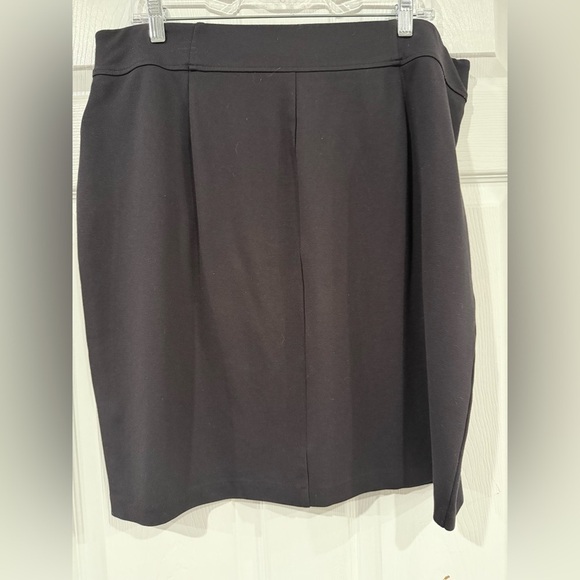 Apt 9 Black pencil skirt - Picture 4 of 4